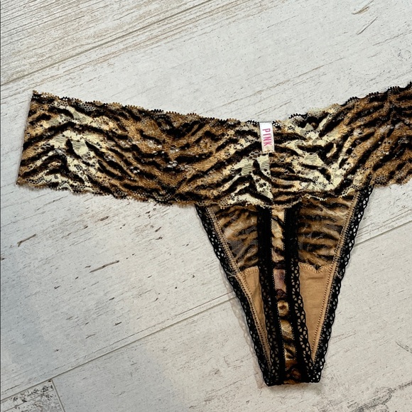 PINK Victoria's Secret Animal Print Lace Extra Low Rise Thong Panties Small - Picture 7 of 8